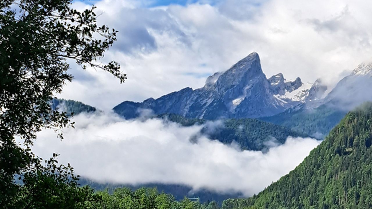 Blick vom Balkon auf den Watzmann Blick vom Balkon auf den Watzmann